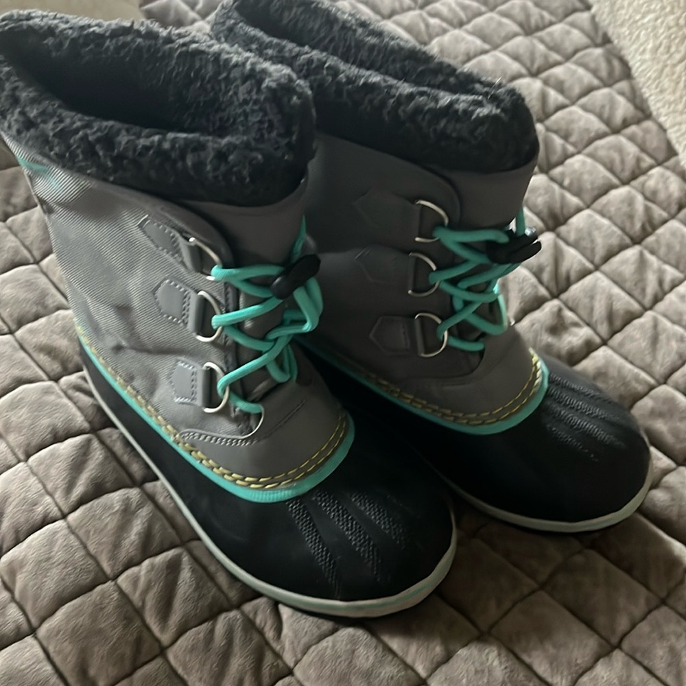 Sorel snow boots